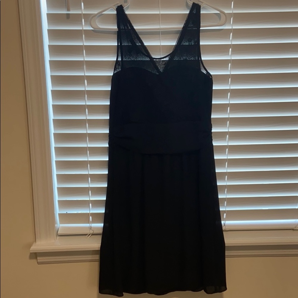 Express Dress - Picture 6 of 7